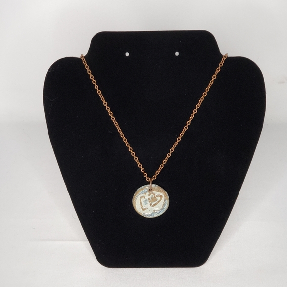 Vintage Artisan Double Heart Print Ceramic Necklace with Copper Coloured Chain - Picture 4 of 7